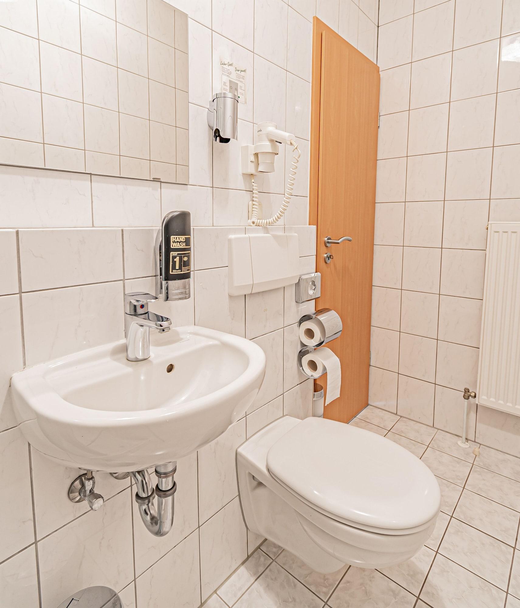 Hotel Tannenblick Bad Vilbel Luaran gambar